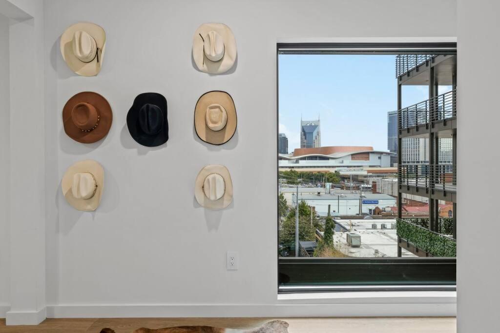 Skyline View, Pool, Gym, Balcony'S, Walk To Bway! Daire Nashville Dış mekan fotoğraf